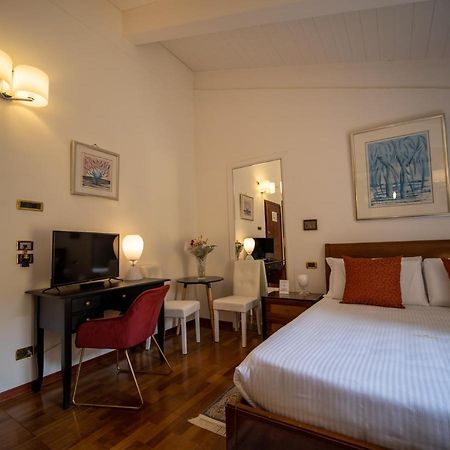 Ego' Residence Ferrara Buitenkant foto