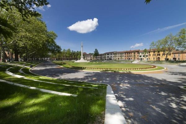 Ego' Residence Ferrara Buitenkant foto