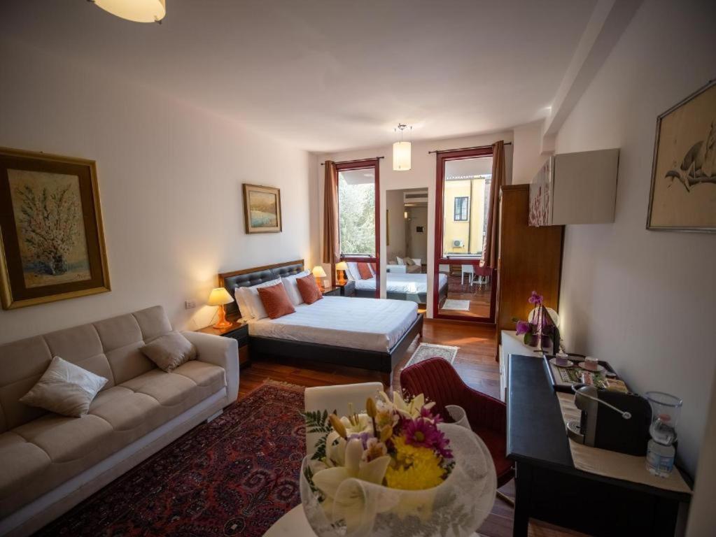 Ego' Residence Ferrara Buitenkant foto